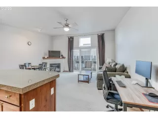 Photo #2: 23023193 Listing