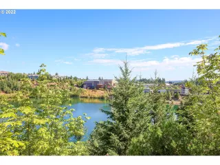 Photo #3: 23023642 Listing