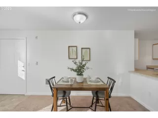 Photo #3: 23025444 Listing 