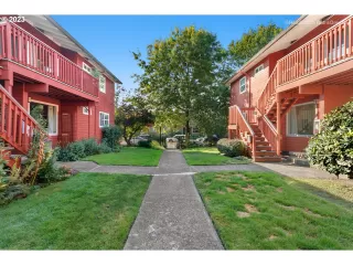 Photo #2: 23026778 Listing 