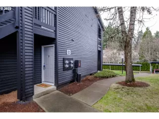 Photo #3: 23027903 Listing 