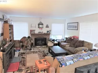 Photo #3: 23027995 Listing 