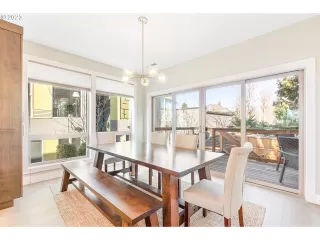 Photo #5: 23029079 Listing 