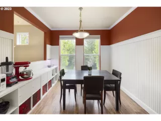 Photo #5: 23029995 Listing