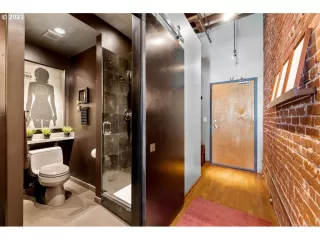 Photo #1: 23031209 Listing 