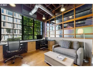 Photo #5: 23031209 Listing 