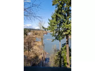 Photo #6: 23031387 Listing