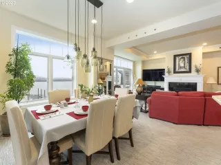 Photo #4: 23032333 Listing
