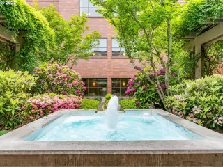 Photo #4: 23034947 Listing