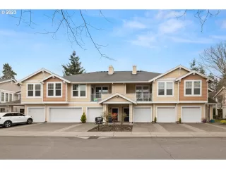 Photo #3: 23035506 Listing