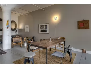 Photo #4: 23036939 Listing 