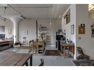 Photo #5: 23036939 Listing 