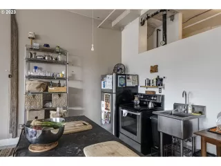 Photo #6: 23036939 Listing 