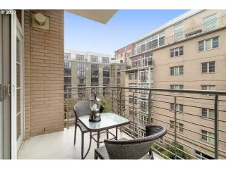 Photo #2: 23038829 Listing