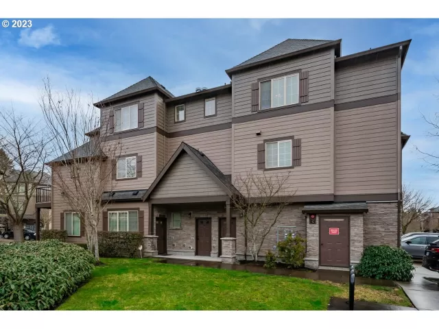 MLS: 23039695 Condo For Sale