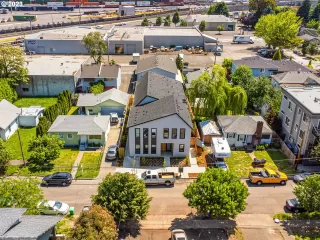 Photo #1: 23040066 Listing 