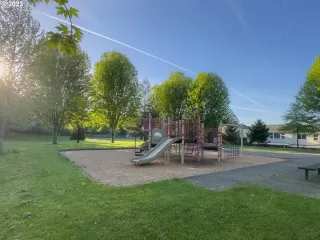 Photo #5: 23040865 Listing 