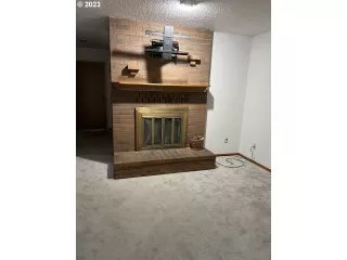 Photo #4: 23042871 Listing 