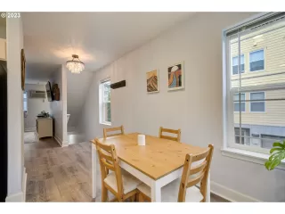 Photo #4: 23043112 Listing 