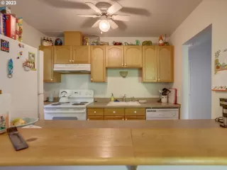 Photo #1: 23044080 Listing 