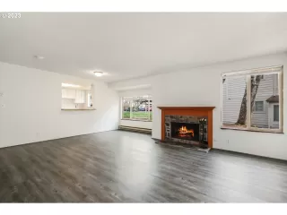 Photo #3: 23045705 Listing 