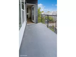 Photo #4: 23046729 Listing