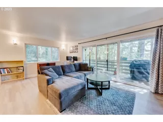 Photo #2: 23048692 Listing 