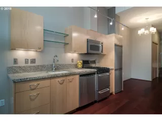 Photo #4: 23048825 Listing 