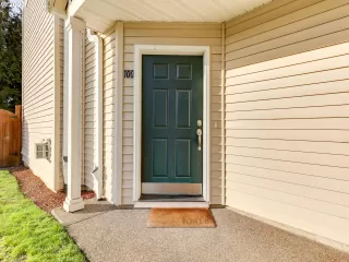 Photo #3: 23049132 Listing