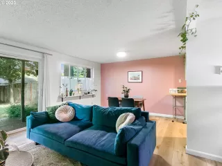 Photo #4: 23049455 Listing 