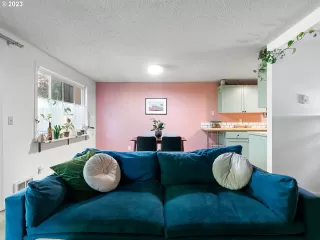 Photo #6: 23049455 Listing 