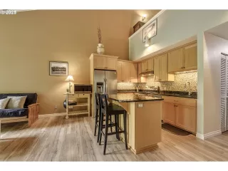 Photo #2: 230500714 Listing