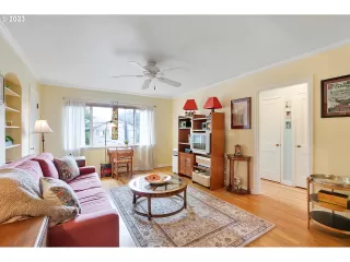 Photo #5: 23051204 Listing