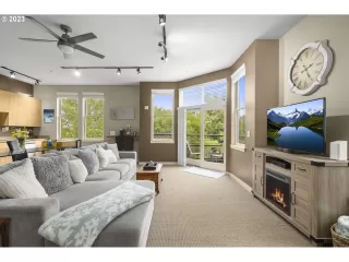 Photo #1: 23052821 Listing