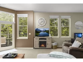 Photo #2: 23052821 Listing