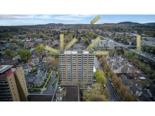 Photo #4: 23053469 Listing