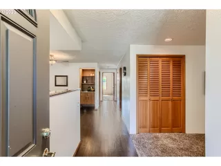 Photo #4: 23055666 Listing 