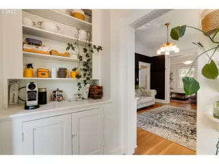 Photo #2: 23056505 Listing