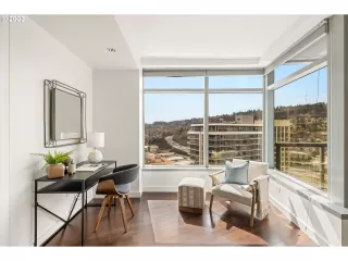 Photo #6: 23059860 Listing