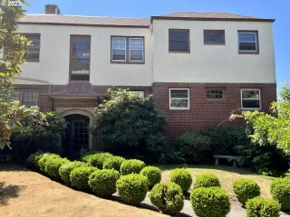 Photo #1: 23060448 Listing