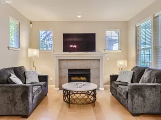 Photo #5: 23060656 Listing