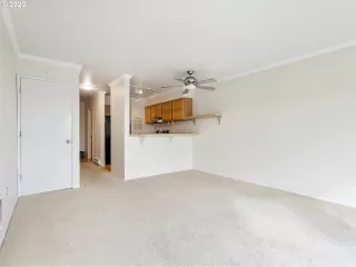 Photo #1: 23061374 Listing