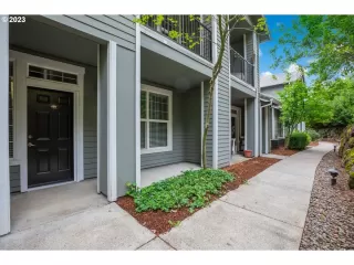 Photo #1: 23062406 Listing