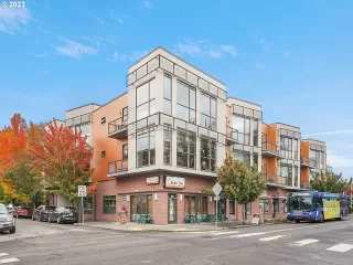 Photo #1: 23064092 Listing 