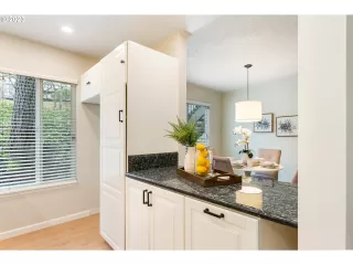 Photo #1: 23064846 Listing