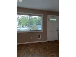 Photo #6: 23070545 Listing 