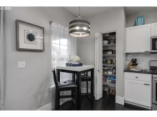 Photo #1: 23070951 Listing