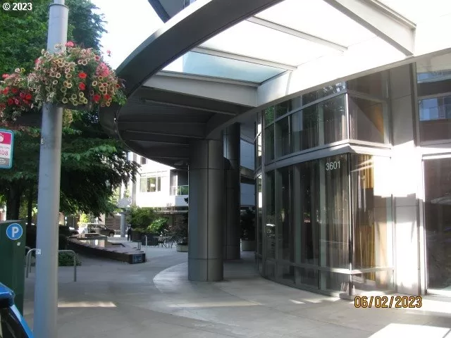 MLS: 23072303 Condo For Sale