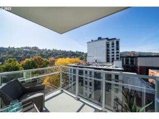 Photo #2: 23072436 Listing 