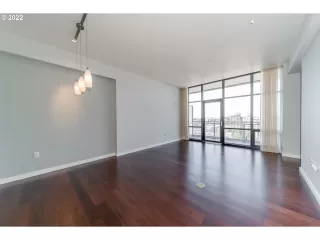 Photo #5: 23073086 Listing 